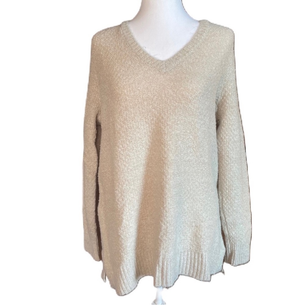 Anne Klein Women’s Cream Gold Metallic V-neck Fuzzy Pullover Sweater Large